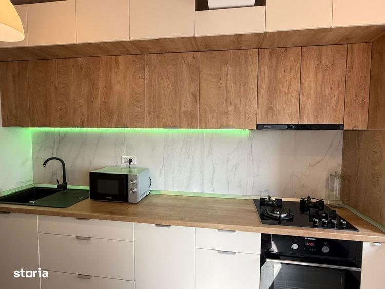 Apartament cu 3 camere decomandat, mobilat în Apărătorii Patriei