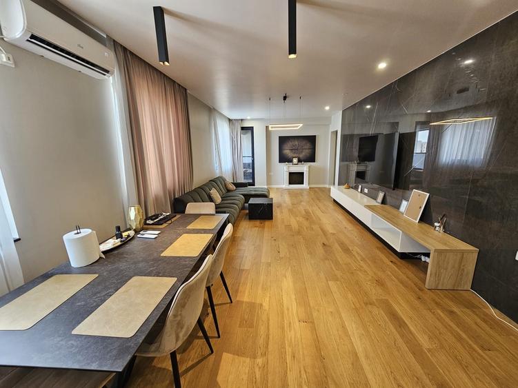 Apartament cu 2 camere semidecomandat în Teiul Doamnei