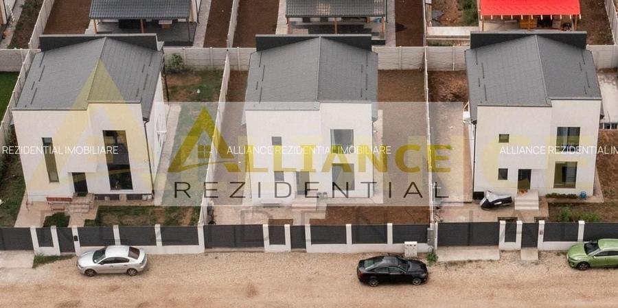 Casă individuală cu 5 camere cu Canalizare în Sud