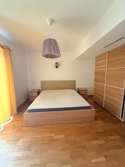 Apartament cu 3 camere decomandat, mobilat în Străulești