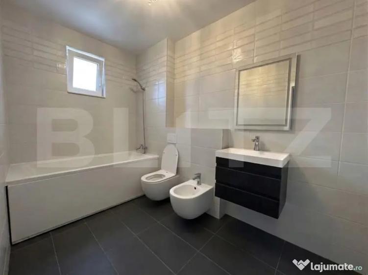 Apartament cu 3 camere în Ceangăi