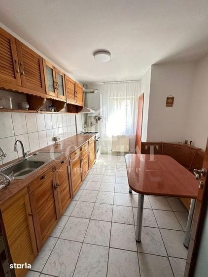 Apartament cu 4 camere în Între Lacuri