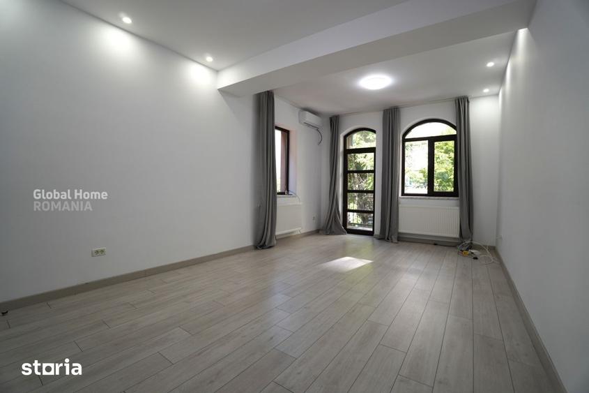 Casă cu 5 camere cu Teren 140 Mp în Dristor