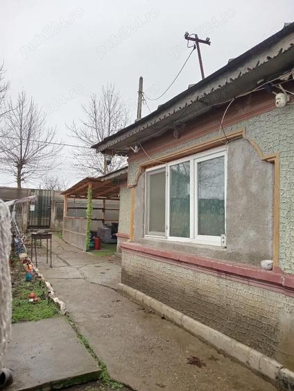 propietar vind casa locuibila - 2