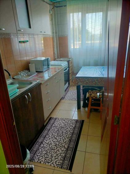 Apartament cu 2 camere decomandat în Micro 19