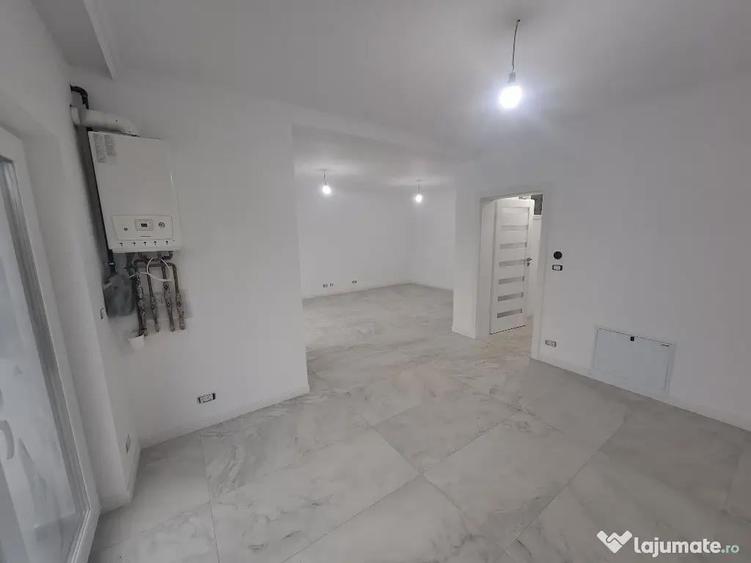 Casă cu 5 camere cu Teren 40 Mp în Gai