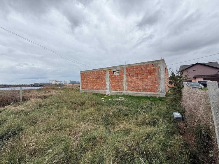 Casă cu 4 camere în Sud