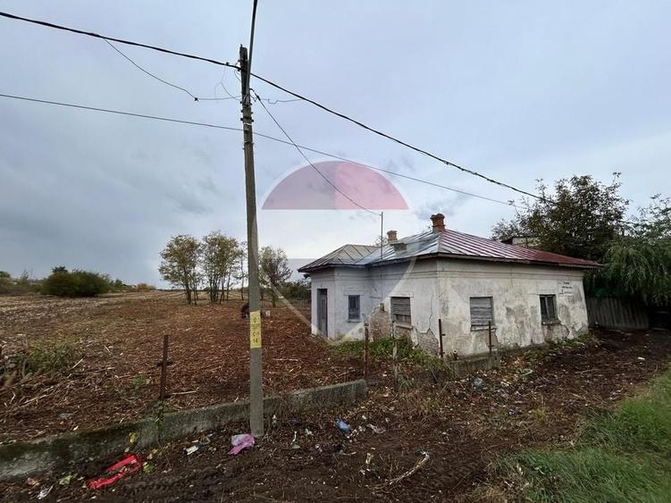 Teren Construcții intravilan de 7035 mp, în Butimanu