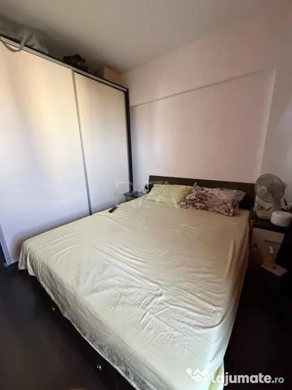 Apartament cu 3 camere decomandat în Drumul Taberei