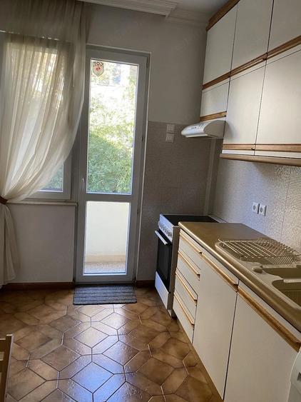 Apartament cu 2 camere decomandat în Gorjului