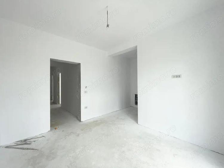 Casă cu 4 camere cu Teren 255 Mp în Urseni