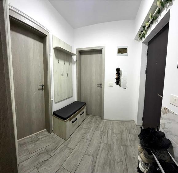 Apartament cu 2 camere semidecomandat în Cug