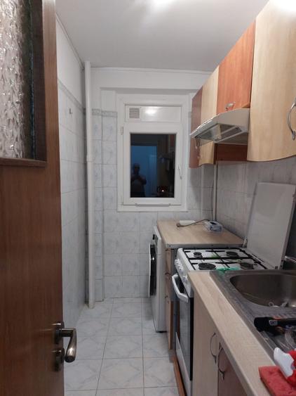 Apartament cu 2 camere decomandat în Drumul Taberei