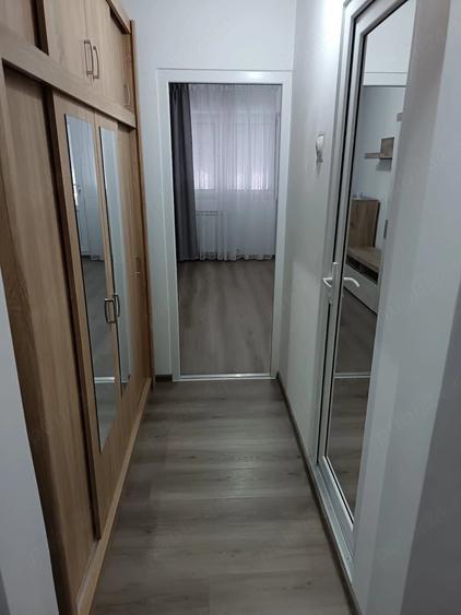 Garsonieră decomandată în Micro 14