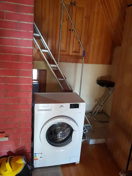 Casă cu 3 camere cu Teren 557 Mp în Chirlești