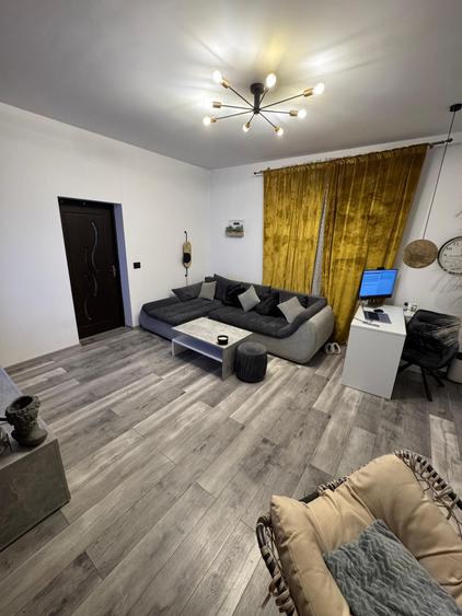 Casă cu 4 camere cu Teren 391 Mp în Bogdăneștilor
