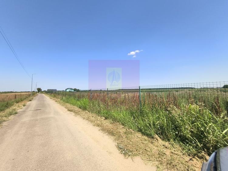 Teren de 582 mp, în Copăceni
