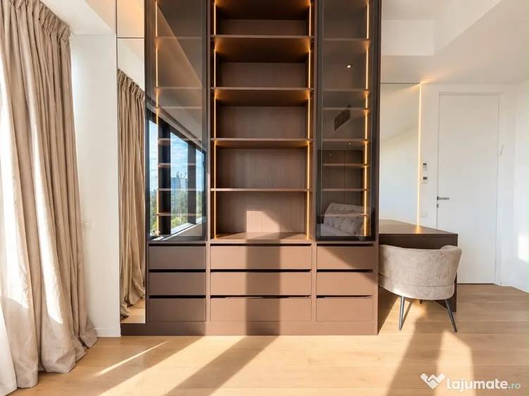 Apartament cu 4 camere semidecomandat în Floreasca