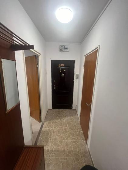 Garsonieră decomandată, mobilată în Iancului