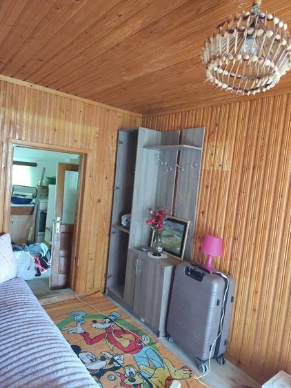 Casă cu 3 camere cu Teren 2000 Mp în Central