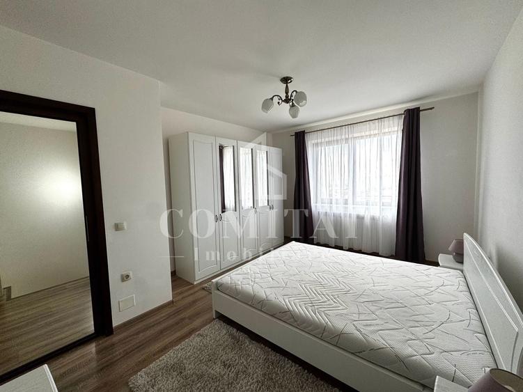 Duplex cu 4 camere cu Canalizare în Europa