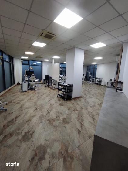 Spațiu comercial, de 135 mp, în Rovine