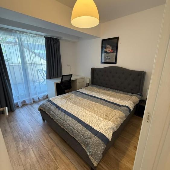 Apartament cu 3 camere decomandat în Banu Manta