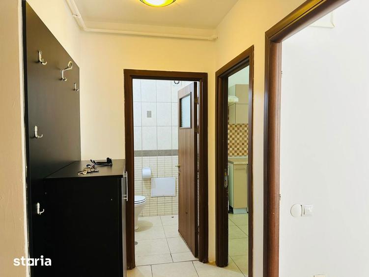 Apartament cu 3 camere decomandat în Obor