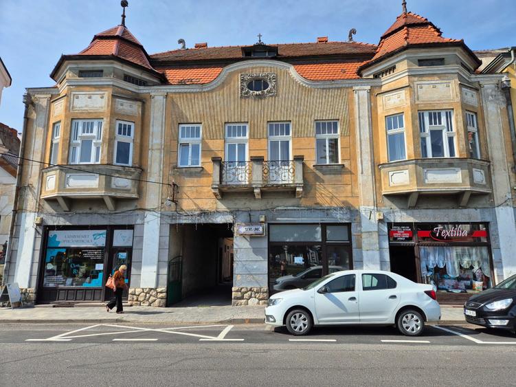 Spațiu comercial, de 45 mp, în Central