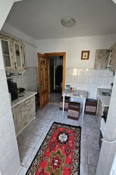 Apartament cu 3 camere decomandat în Obcini