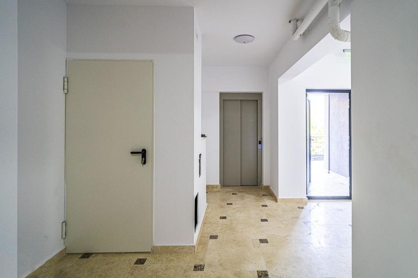 Apartament cu 2 camere semidecomandat în Militari