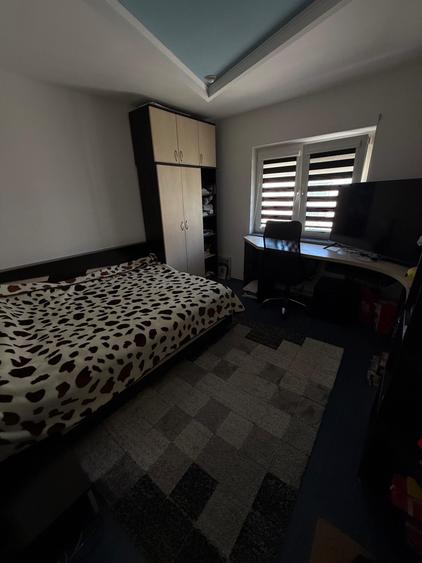 Apartament de vanzare - 4