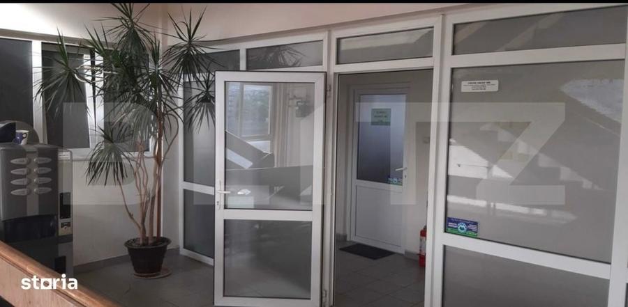 Spațiu comercial, de 40 mp, în Central