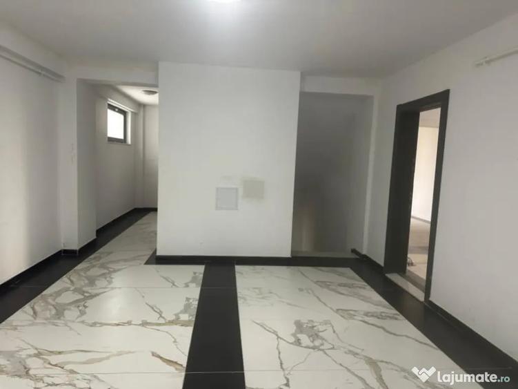 Apartament cu 2 camere decomandat în Tomis Plus