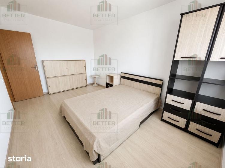 Apartament cu 3 camere semidecomandat în Metalurgiei
