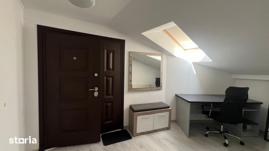 Apartament cu 2 camere decomandat în Pârneava