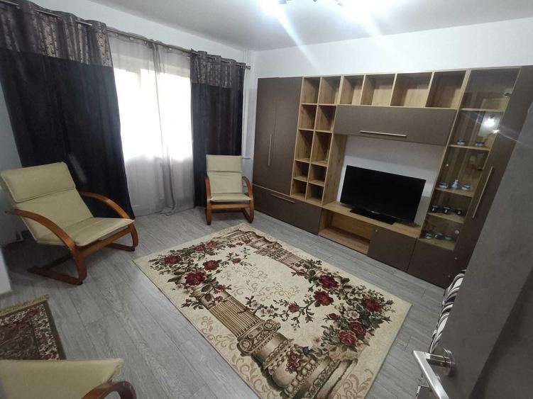 Proprietar | Apartament 2 camere, 2 balcoane | Central, vis-a-vis de Episcopia Ramnicului | Renovat integral - 8