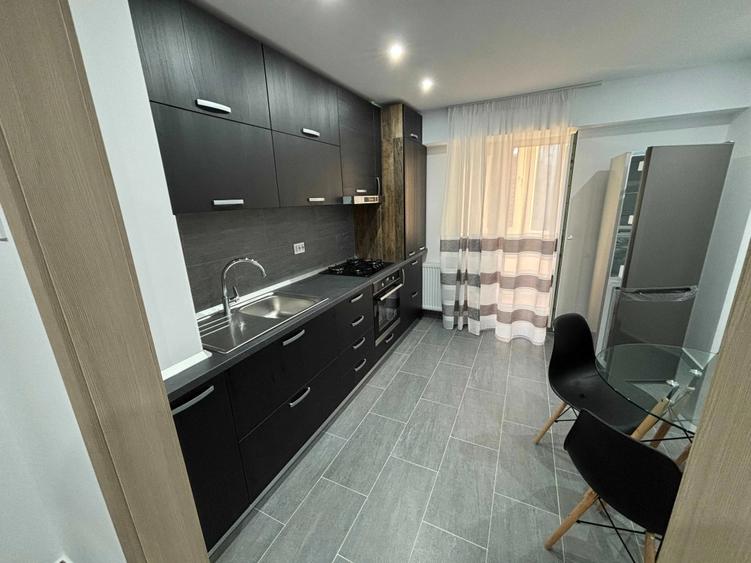 Apartament cu 2 camere decomandat, mobilat în Calea Călărașilor