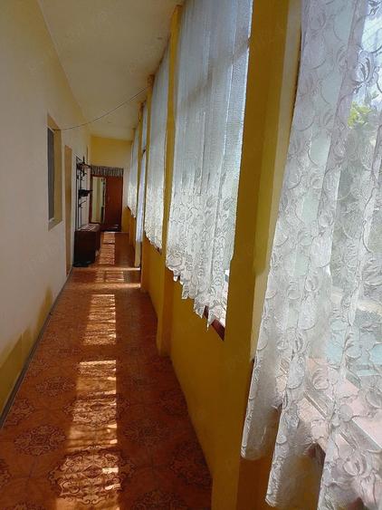 Casă cu 3 camere cu Teren 836 Mp în Giarmata