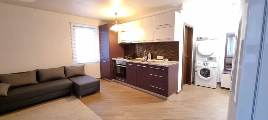 Apartament de inchiriat cu 2 camere, situat in cartierul Zorilor, pe strada Mircea Eliade - 7