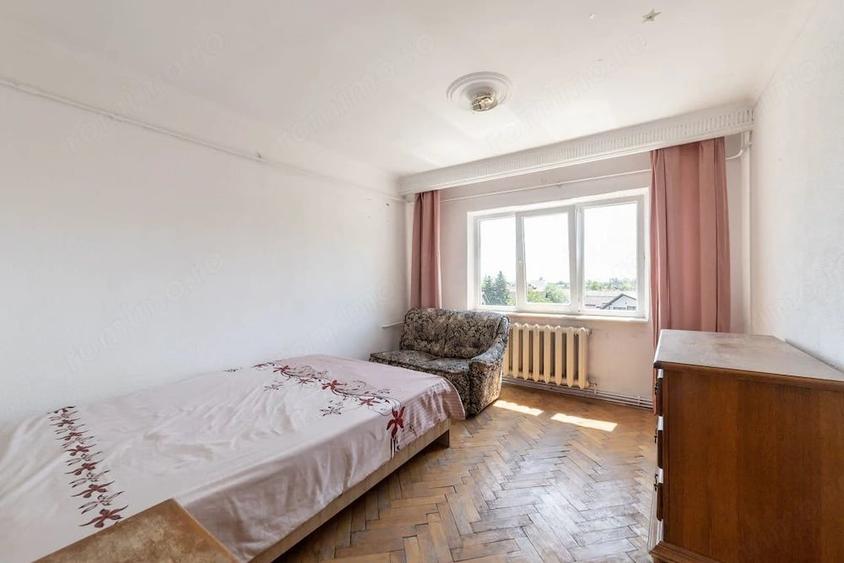 Apartament cu 3 camere decomandat în Găvana