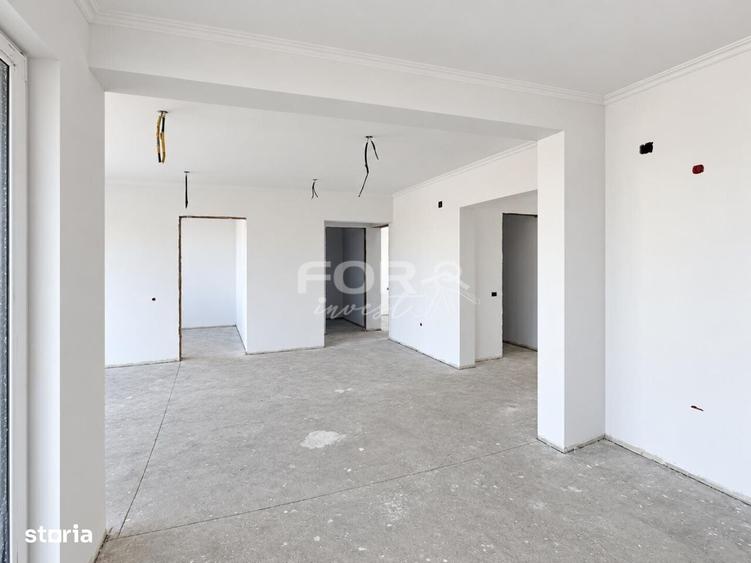 Casă cu 4 camere cu Teren 500 Mp în Central