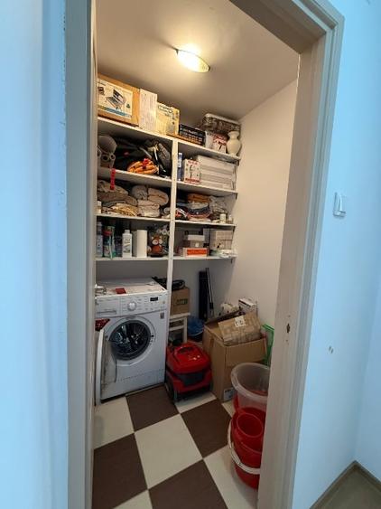 Apartament cu 4 camere decomandat, mobilat în Rogerius