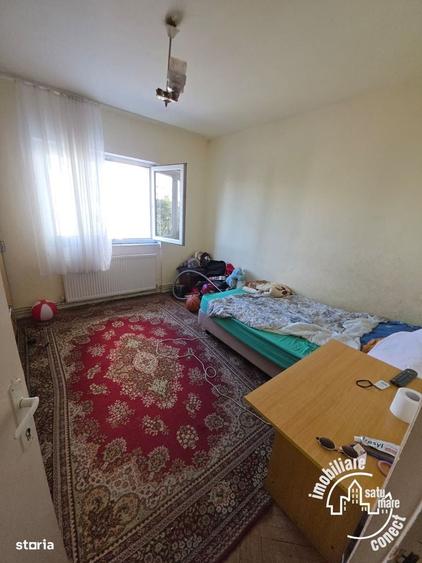 Apartament cu 4 camere decomandat în Micro 17