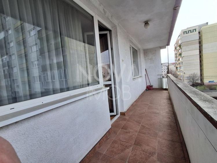 Apartament cu 2 camere decomandat, mobilat în Mihai Viteazul
