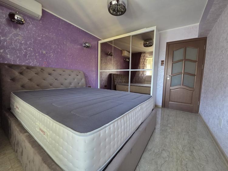 Apartament cu 2 camere decomandat în Micro 18