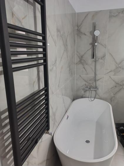 Casă individuală cu 3 camere cu Canalizare în Holboca