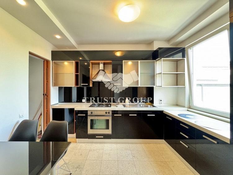Apartament cu 3 camere decomandat, mobilat în Primăverii