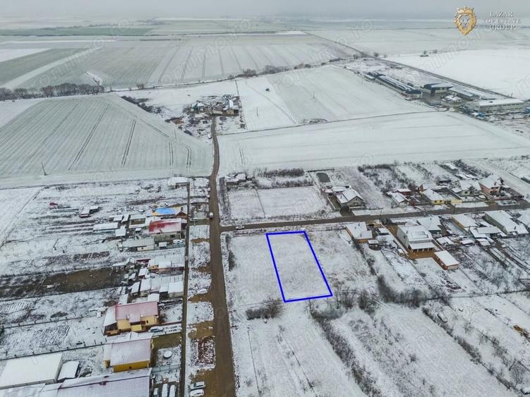 Teren de 1247 mp, în Tisa