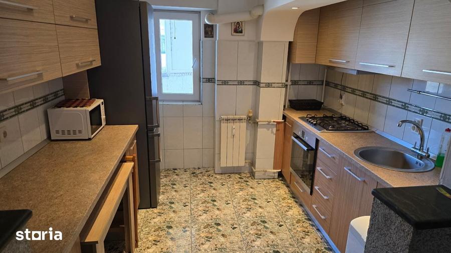 Apartament cu 3 camere în Nicolina